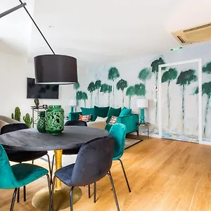 Spacious - 3br-6p - Champs Elysees , Paris France