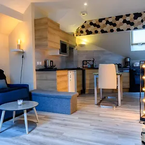 Apartment Au Bord Du D'annecy, Type Loft, Dans Avec Et Ponton Privee, Duingt